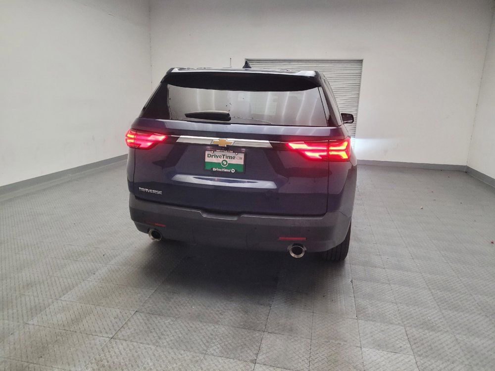 Used 2022 Chevrolet Traverse LS FWD image 7