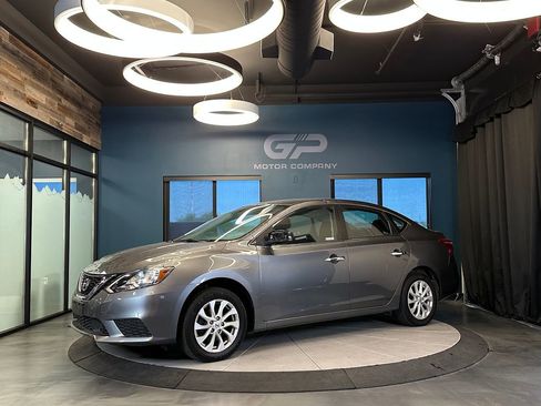 Used 2019 Nissan Sentra SV FWD image 7