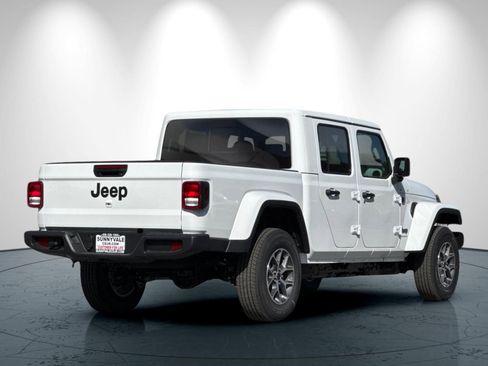 New 2026 Jeep Gladiator Sport image 4