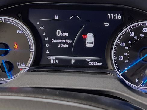Used 2024 Toyota Venza Nightshade AWD/4WD image 22