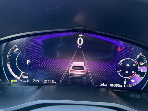 Used 2024 MAZDA CX-90 Plug-In Hybrid w/ Premium Pkg image 13