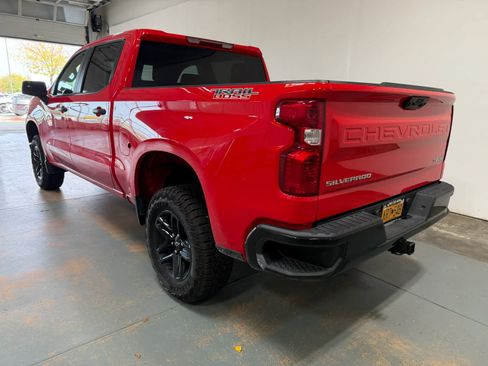 Used 2026 Chevrolet Silverado 1500 Custom Trail Boss AWD/4WD image 3