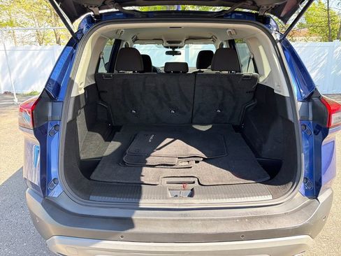 Used 2023 Nissan Rogue SV FWD image 27
