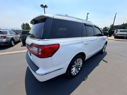 Used 2020 Lincoln Navigator Reserve w/ Luxury Package AWD/4WD image 4