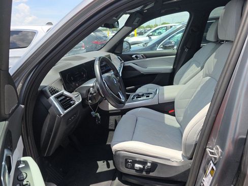 Used 2026 BMW X5 xDrive40i AWD/4WD image 2