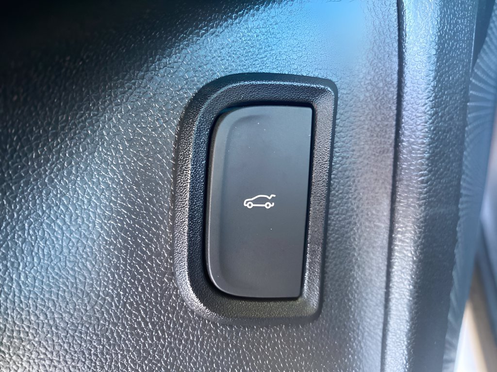 Used 2024 Chevrolet Blazer EV RS AWD/4WD image 12