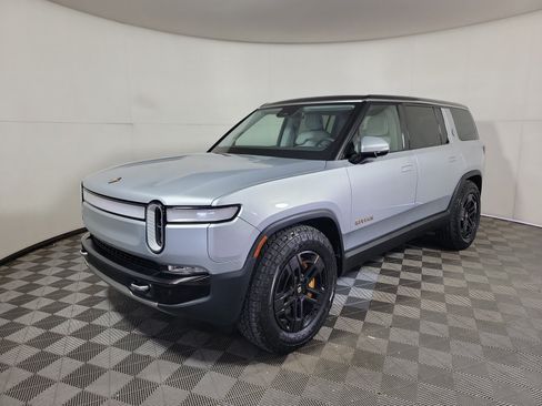 Used 2023 Rivian R1S Adventure AWD/4WD image 1
