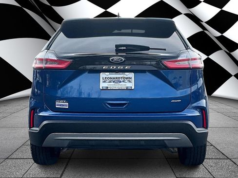 Used 2022 Ford Edge SEL w/ Convenience Package image 4