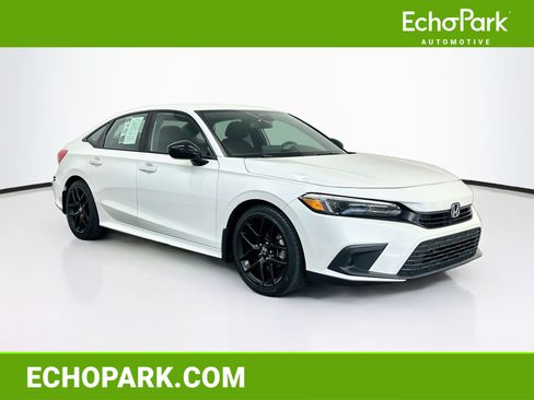 Used 2024 Honda Civic Sport image 1