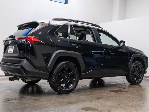 Used 2020 Toyota RAV4 TRD Off-Road AWD/4WD image 11