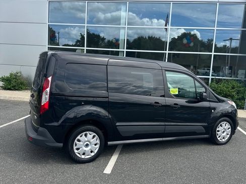 Used 2016 Ford Transit Connect XLT FWD image 3