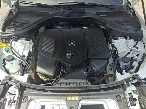 Used 2025 Mercedes-Benz GLC 350e 4MATIC image 31