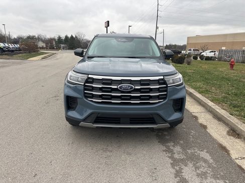 Used 2026 Ford Explorer Active image 2