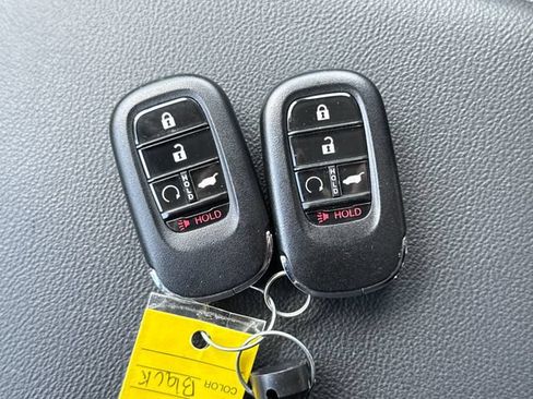 Used 2025 Honda CR-V EX-L image 32