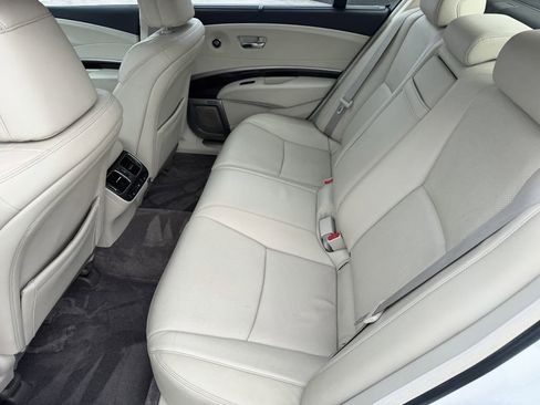 Used 2014 Acura RLX w/ Advance Package image 13