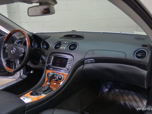 Used 2008 Mercedes-Benz SL 550 image 16