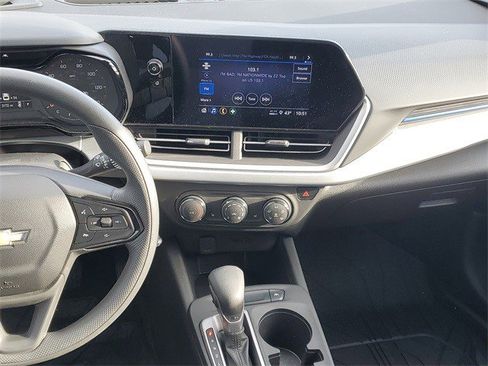 Certified 2024 Chevrolet Trax LS w/ LS Convenience Package image 11