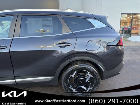 Used 2026 Kia Sportage EX AWD/4WD image 10
