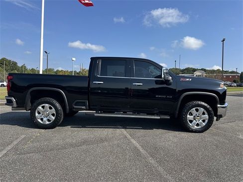 Used 2023 Chevrolet Silverado 2500 LTZ image 4