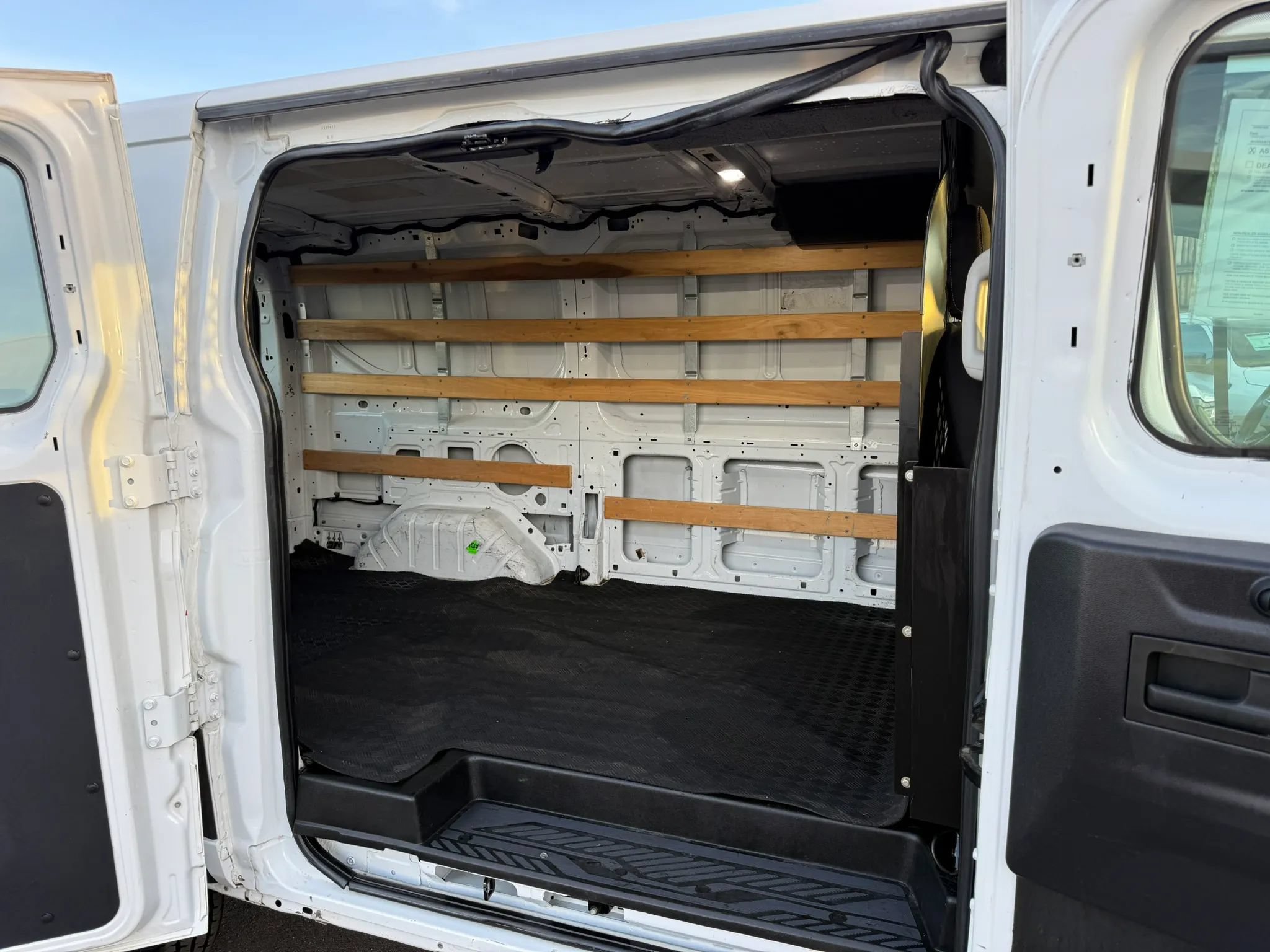 Used 2021 Ford Transit 250 Low Roof w/ Exterior Upgrade Package RWD image 19