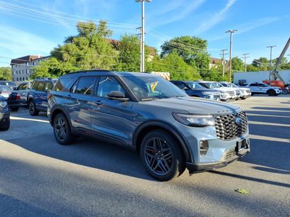 New 2026 Ford Explorer ST w/ Sun And Sound Package