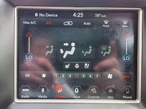 Used 2018 Jeep Grand Cherokee Trailhawk AWD/4WD image 15