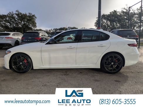 Used 2020 Alfa Romeo Giulia w/ Nero Edizione image 6