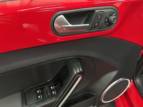 Used 2016 Volkswagen Beetle 1.8T S image 22