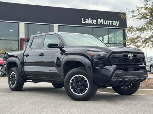 Used 2024 Toyota Tacoma TRD Off-Road AWD/4WD image 1