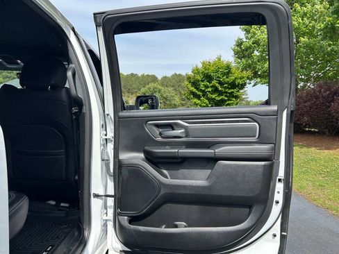 Used 2022 RAM 1500 Big Horn AWD/4WD image 22
