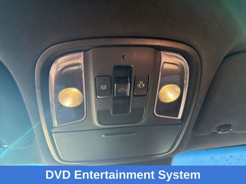 Used 2021 Kia Stinger GT2 image 16