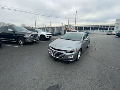 Used 2024 Chevrolet Malibu LT