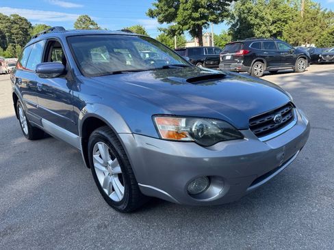 Used 2005 Subaru Outback 2.5XT Limited AWD/4WD image 3