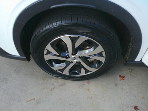 Used 2022 Subaru Outback Touring XT image 13