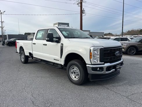 New 2026 Ford F350 XL w/ XL Chrome Package image 4