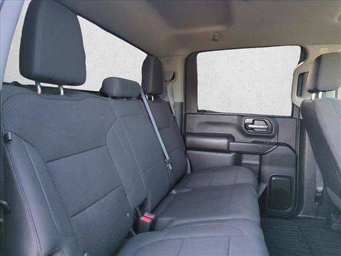 Used 2022 Chevrolet Silverado 2500 Custom w/ Custom Value Package image 18