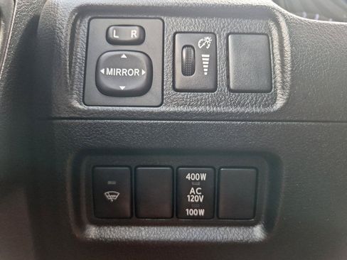 Used 2017 Toyota 4Runner SR5 Premium AWD/4WD image 16