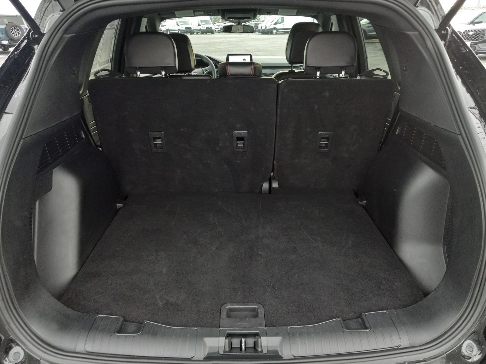 Used 2025 Ford Escape ST-Line FWD image 12