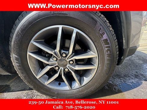 Used 2020 Jeep Grand Cherokee Limited image 19