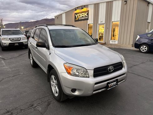Used 2008 Toyota RAV4 4WD image 1