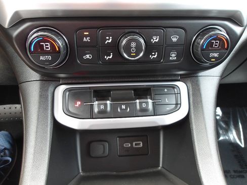 Used 2020 GMC Acadia SLE AWD/4WD image 16
