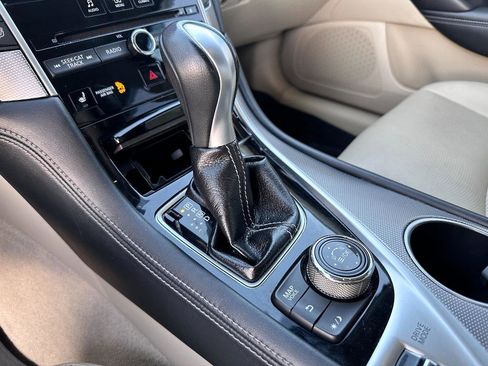 Used 2015 INFINITI Q50 Premium w/ Navigation Package image 13