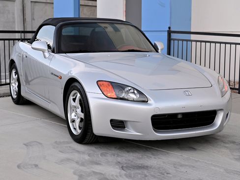 Used 2003 Honda S2000 image 14