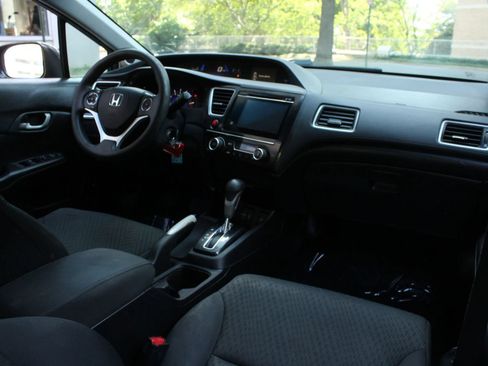 Used 2015 Honda Civic SE image 23