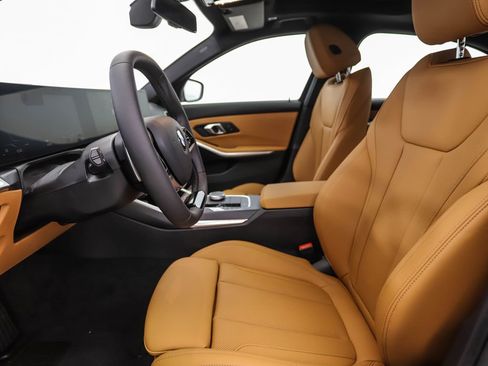 Used 2025 BMW 330i xDrive Sedan w/ Premium Package image 10