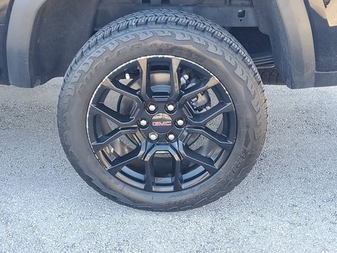 Used 2024 GMC Canyon Denali w/ LPO, Denali Black Edition image 6