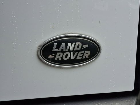 Used 2022 Land Rover Defender 110 X-Dynamic HSE AWD/4WD image 29