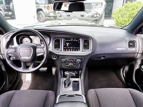 Used 2019 Dodge Charger R/T RWD image 18