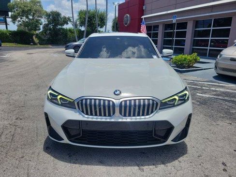 Used 2023 BMW 330i Sedan w/ M Sport Package RWD image 2