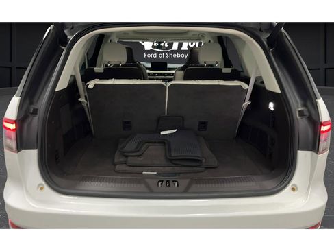 Used 2022 Lincoln Aviator Black Label Grand Touring w/ Class IV Trailer Tow Package AWD/4WD image 28